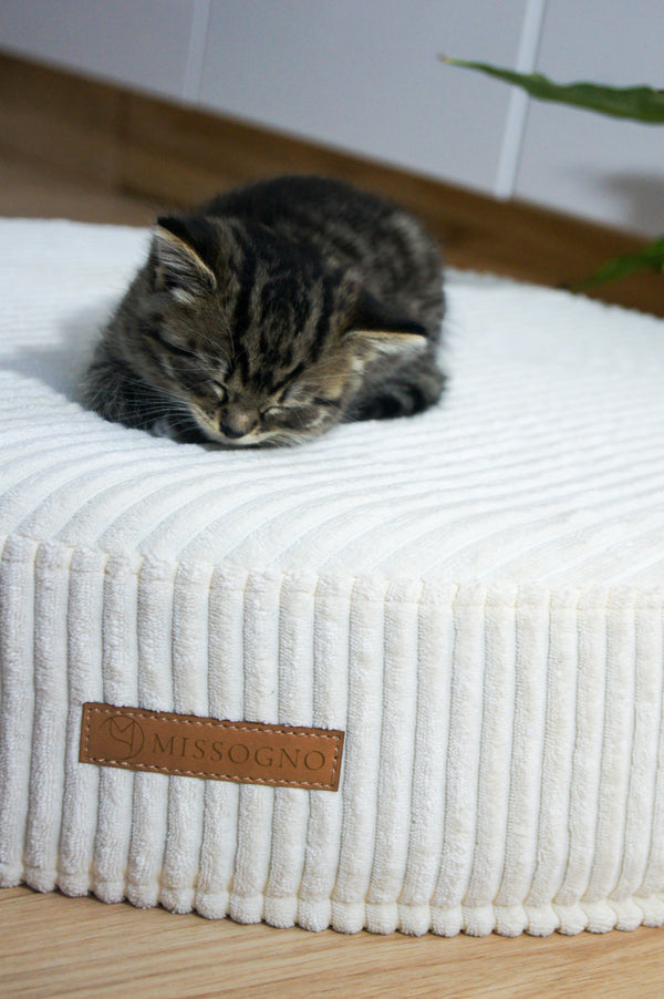 MISSOGNO Dreamy Corduroy Round Pet Bed