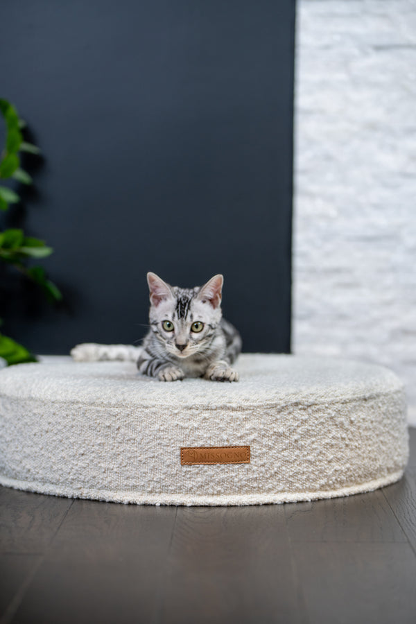 MISSOGNO Prestige Boucle Round Pet Bed