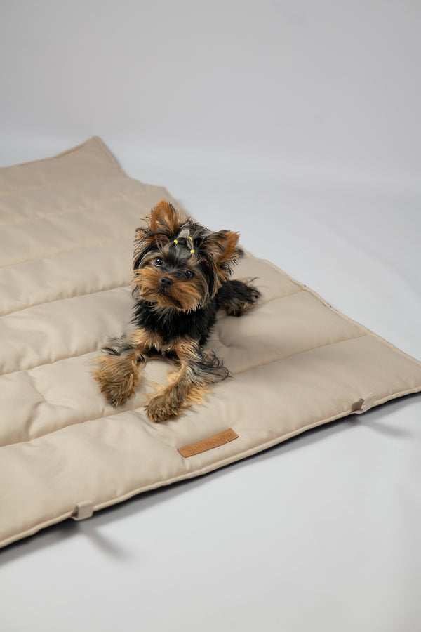 MISSOGNO Luxury Waterproof Travel Mat