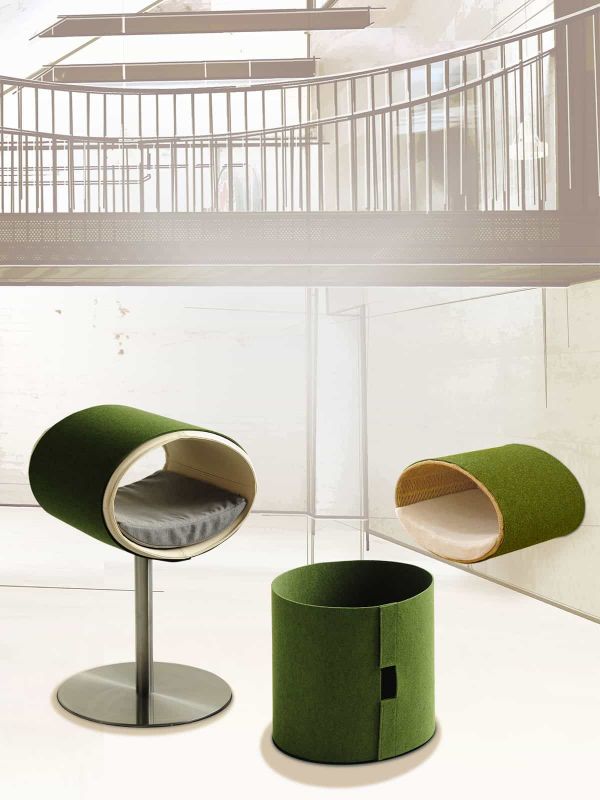 Pet Interiors Rondo Wicker Cat Bed Stand, Silver Circle Pets, Cat Bed, Pet Interiors,