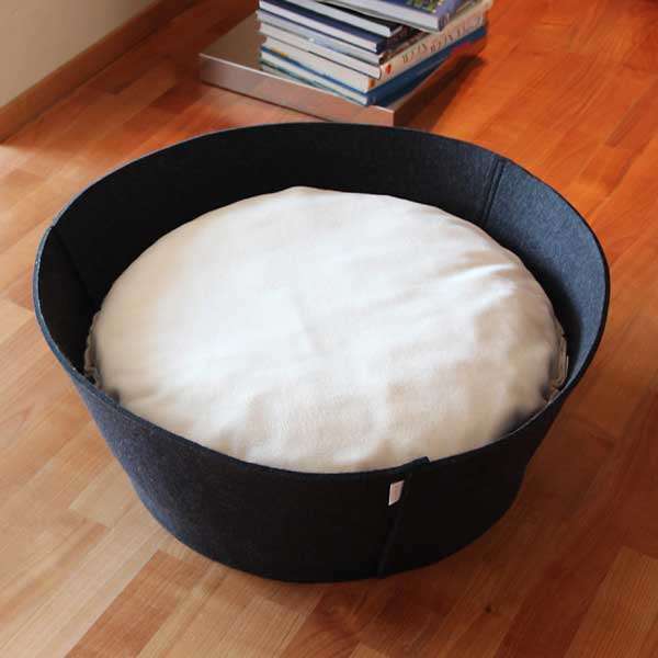 Pet Interiors CREDO Felt Designer Cat Bed Cat Bed Pet Interiors Silver Circle Pets
