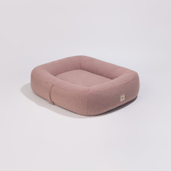 PillowVilla Bouclé Dog Bed PEBBLE Dog Bed PillowVilla Silver Circle Pets