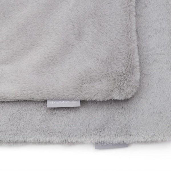 William Walker Dog Blanket Fluffy Sea Salt Blanket William Walker Silver Circle Pets