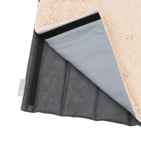 William Walker Travel Dog Mat Teddy Dog Beds William Walker Silver Circle Pets