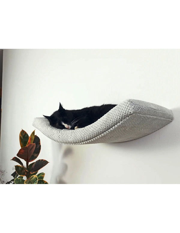 Cat's Atelier Cat Shelf | The Arcing Haven 60 cm
