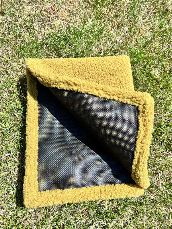 Laboni Multifunctional Outdoor and Travel Dog Blanket Teddy-Dog Blanket-Laboni- Silver Circle Pets