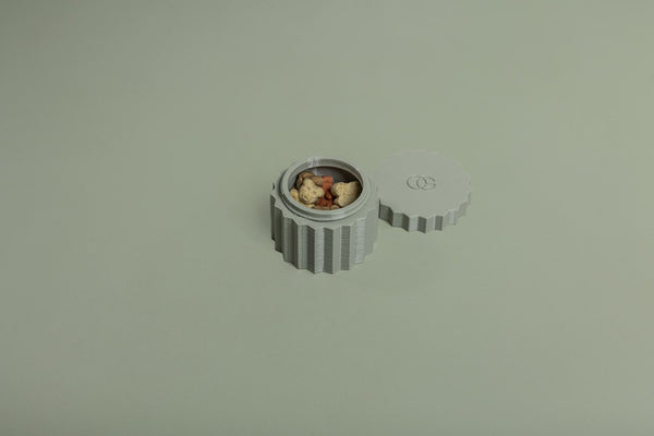 OMNIAGIOIA Personalised Pet Treat Holder