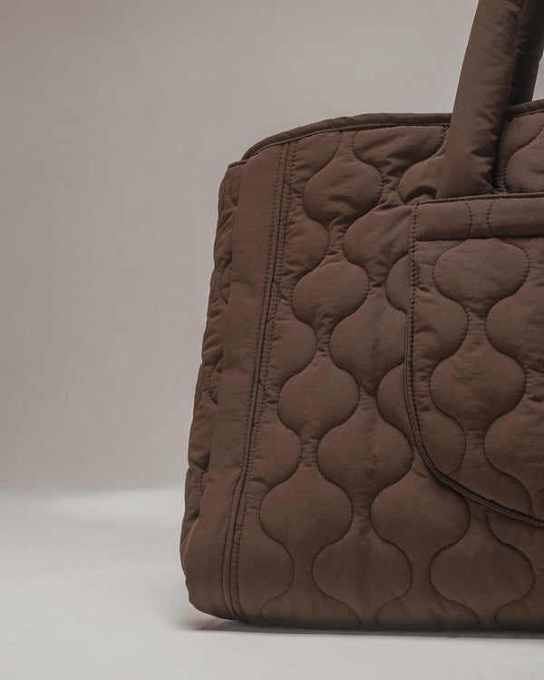 By Teddy Quilted Pet Settle Mat Tote | 2-in-1 | Sherpa