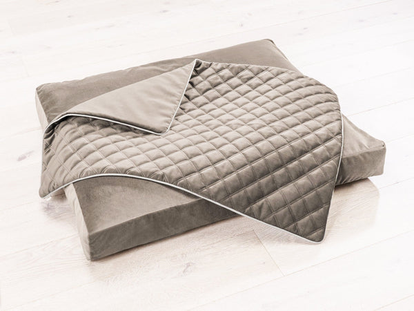 Laboni Multifunctional Outdoor and Travel Dog Blanket Oxford-Dog Blanket-Laboni- Silver Circle Pets