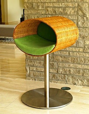 Pet Interiors Rondo Wicker Cat Bed Stand-Cat Bed-Pet Interiors- Silver Circle Pets