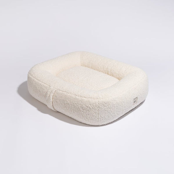 PillowVilla Bouclé Dog Bed PEBBLE-Dog Bed-PillowVilla- Silver Circle Pets