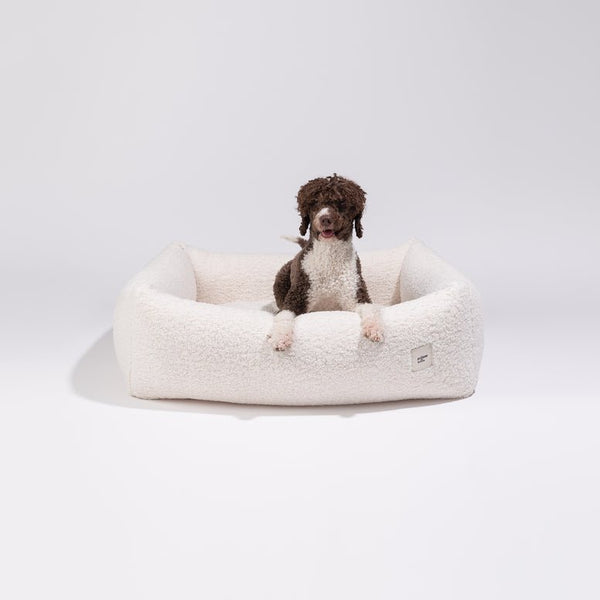 PillowVilla Faux Fur Dog Bed LOUNGE-Dog Bed-PillowVilla- Silver Circle Pets