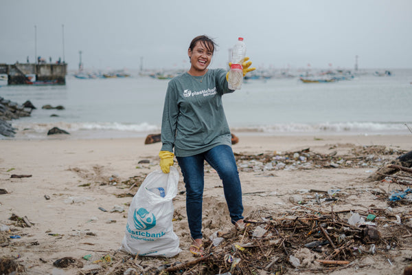 Remove 5 ocean bound plastic bottles-sprout-additional-bottles-Sprout - TheGoodAPI- Silver Circle Pets
